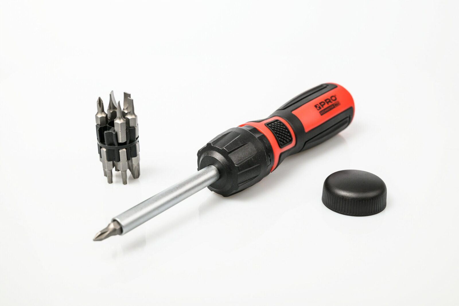 Zestaw wkrętaków z grzechotką 12w1 PRO WZ108 bity