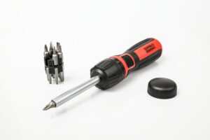 Zestaw wkrętaków z grzechotką 12w1 PRO WZ108 bity